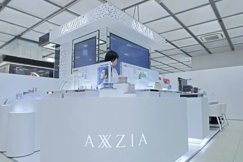AXXZIA 京王百貨店 新宿店 写真