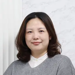 海外営業部 海外EC課 写真